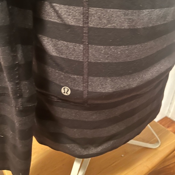 2/$50 Lululemon Stride Jacket - Size 10 - Black Micro Macro Stripe (As is) - Picture 10 of 12